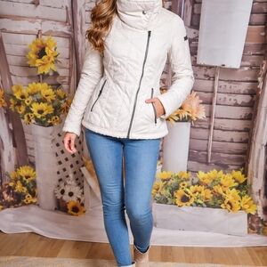 Avalanche Women's Off-White Puffer Jacket